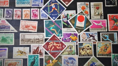 Sbíráte poštovní známky? Podle ekonomů by z vás mohli být boháči