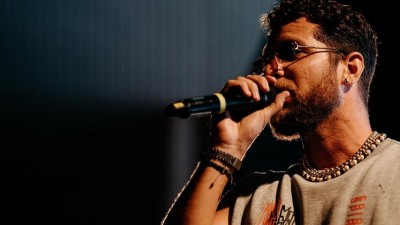 SOUTĚŽ: Květnová nálož pěvecký es v Atticu. Vyprodá Majk Spirit celý sál?